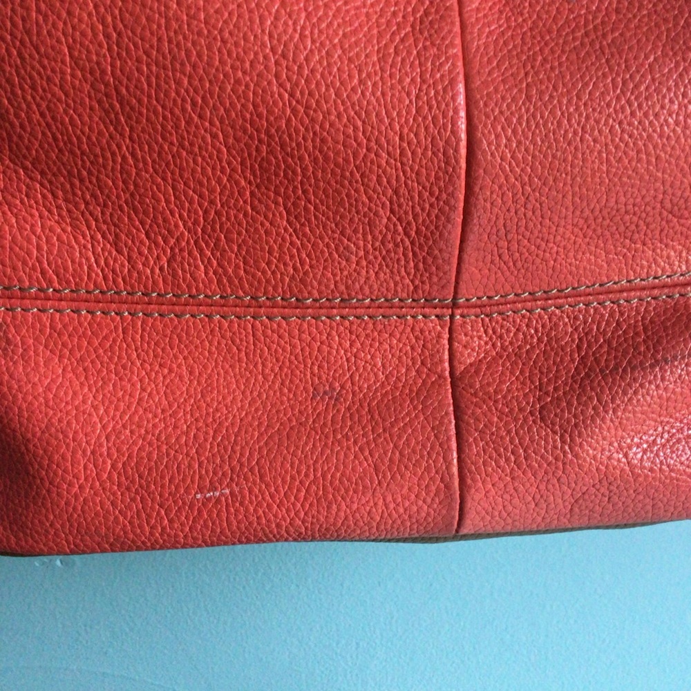 Tignanello hobo/crossbody leather Poppy Iris handbag - Picture 11 of 11